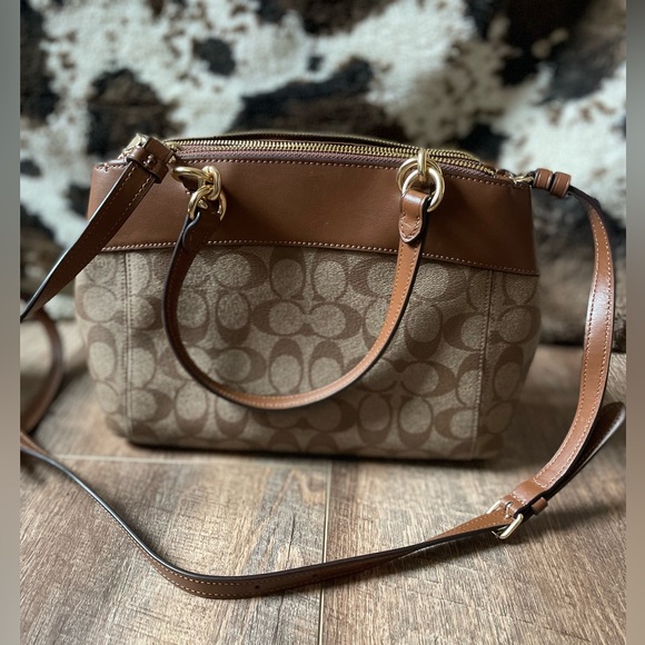 Coach Brooke Crossbody Caryall Purse - Picture 5 of 9